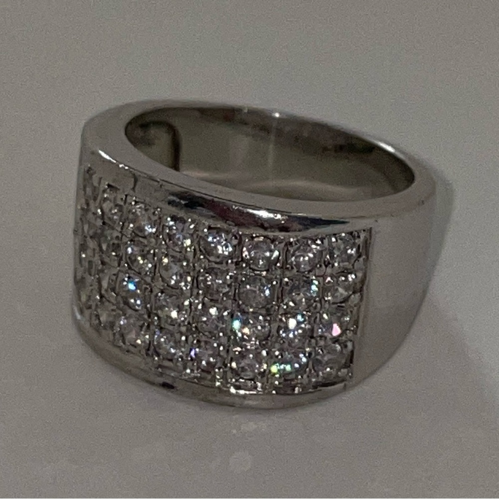 Silpada - Retired Channel-set Cubic Zirconias Ring SIZE 8